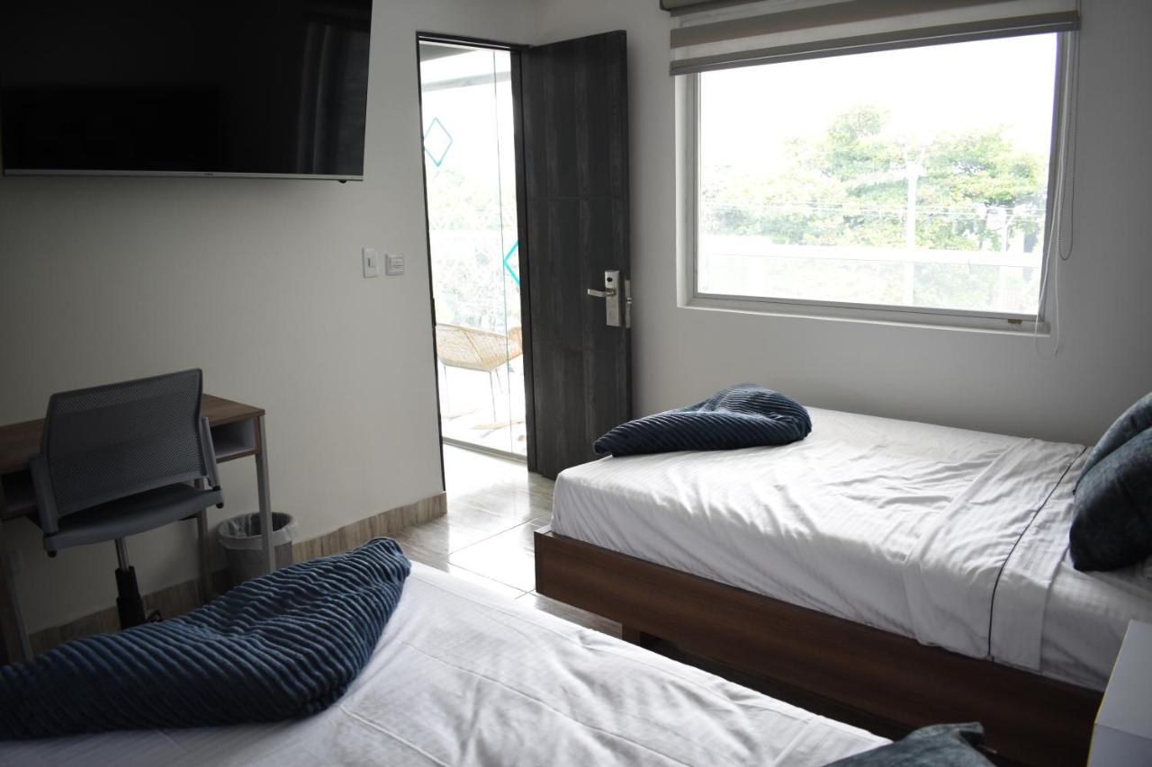 Hostel Boutique Nido De Loros Medellin Exterior photo