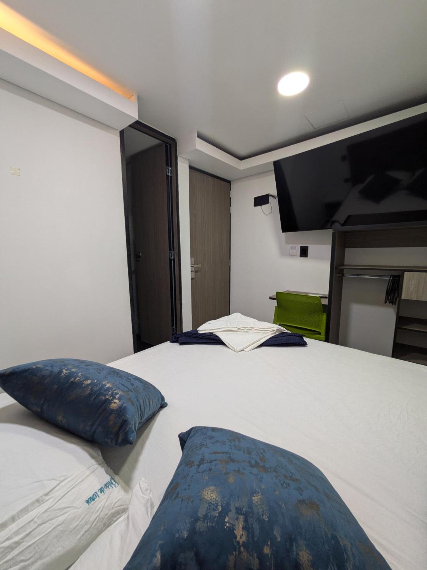 Hostel Boutique Nido De Loros Medellin Exterior photo